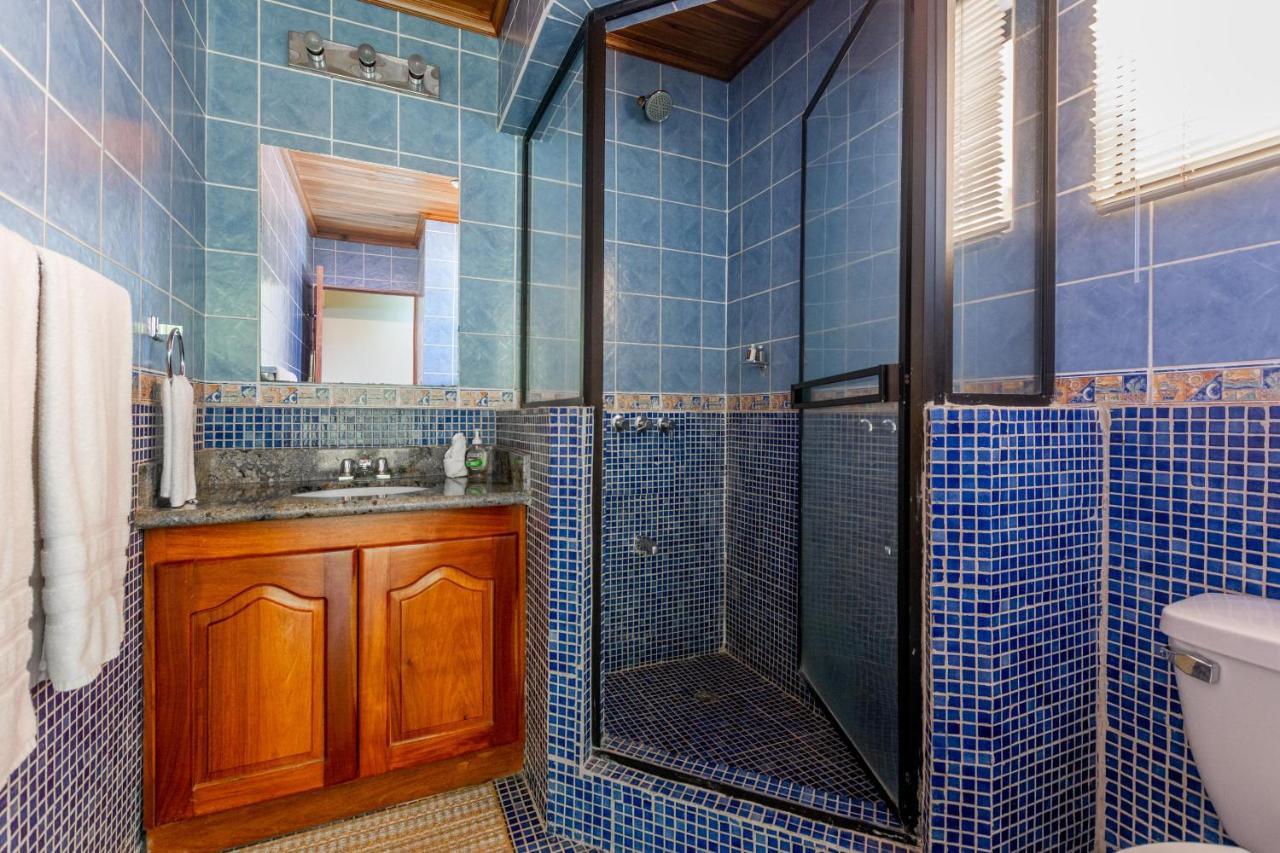 Warm Interiors And Orange Hues On Ground Floor In Front Of Beach Playa Flamingo Habitación foto